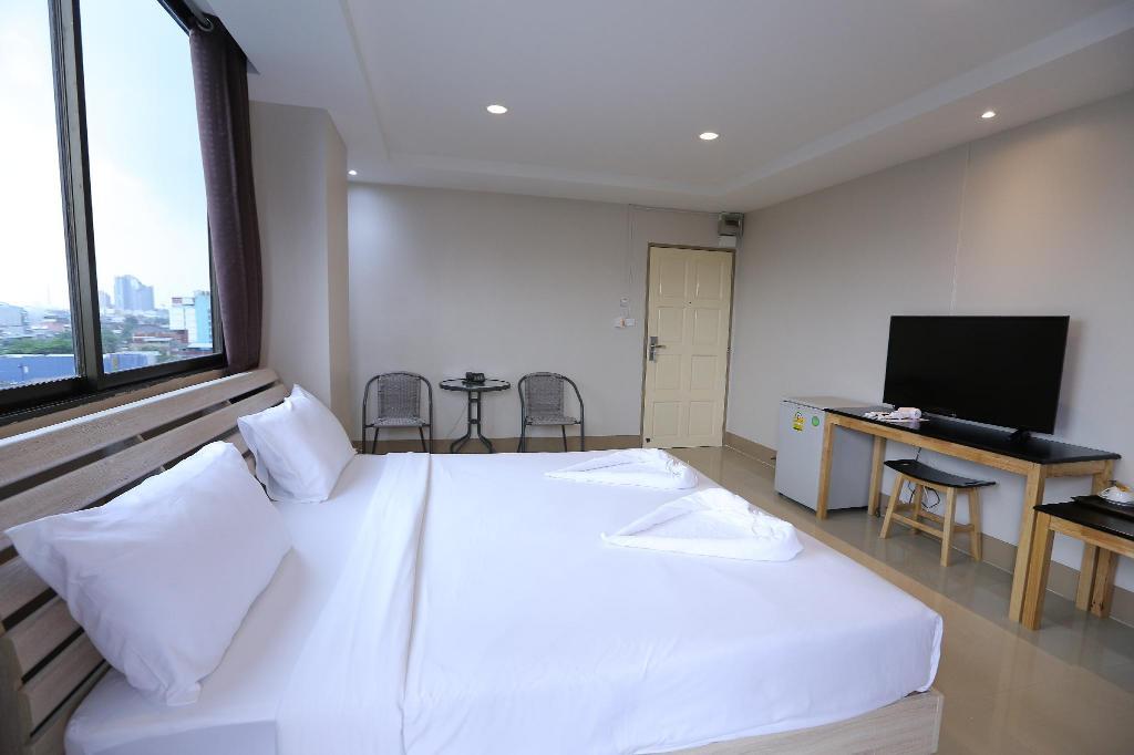Ck2 Hotel Bangkok Exterior photo